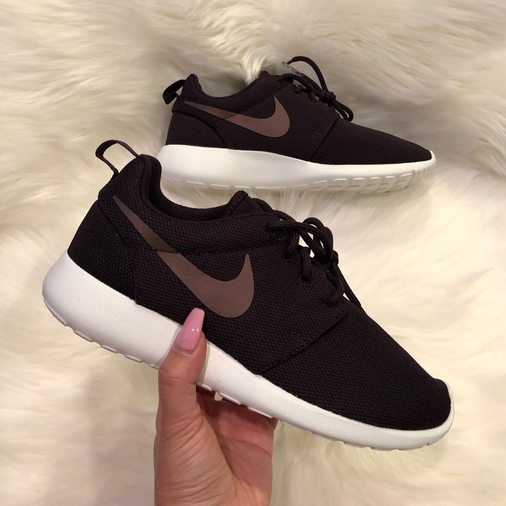 Nike Roshe One Port Wine/Metallic Mahagony